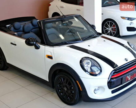 Бежевый Мини Convertible, объемом двигателя 1.5 л и пробегом 50 тыс. км за 11900 $, фото 5 на Automoto.ua