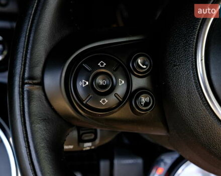 Бежевый Мини Convertible, объемом двигателя 1.5 л и пробегом 50 тыс. км за 11900 $, фото 32 на Automoto.ua