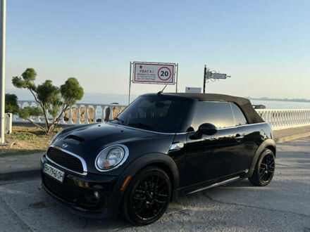 Черный Мини Convertible, объемом двигателя 1.6 л и пробегом 89 тыс. км за 10000 $, фото 1 на Automoto.ua