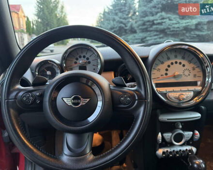 Красный Мини Convertible, объемом двигателя 1.6 л и пробегом 119 тыс. км за 8000 $, фото 6 на Automoto.ua
