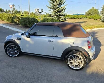 Серый Мини Convertible, объемом двигателя 1.6 л и пробегом 213 тыс. км за 9999 $, фото 1 на Automoto.ua