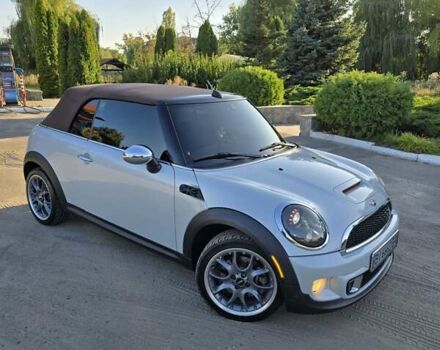 Серый Мини Convertible, объемом двигателя 1.6 л и пробегом 213 тыс. км за 9999 $, фото 6 на Automoto.ua