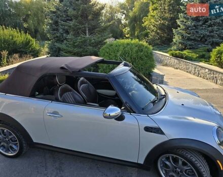 Серый Мини Convertible, объемом двигателя 1.6 л и пробегом 213 тыс. км за 9999 $, фото 11 на Automoto.ua
