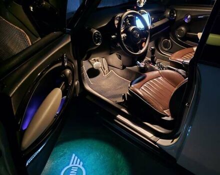 Серый Мини Convertible, объемом двигателя 1.6 л и пробегом 213 тыс. км за 9999 $, фото 30 на Automoto.ua
