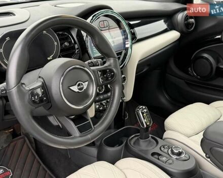 Белый Мини Electric, объемом двигателя 0 л и пробегом 2 тыс. км за 25500 $, фото 14 на Automoto.ua