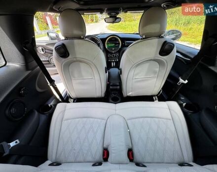 Черный Мини Electric, объемом двигателя 0 л и пробегом 19 тыс. км за 15000 $, фото 9 на Automoto.ua
