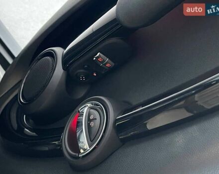 Серый Мини Electric, объемом двигателя 0 л и пробегом 28 тыс. км за 17000 $, фото 16 на Automoto.ua