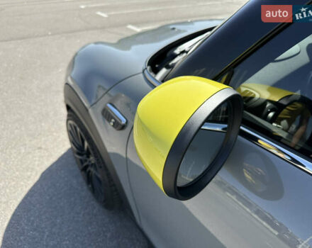 Серый Мини Electric, объемом двигателя 0 л и пробегом 26 тыс. км за 23500 $, фото 17 на Automoto.ua