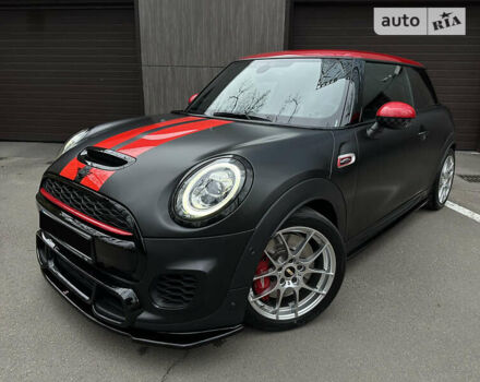 Чорний Міні John Cooper Works, об'ємом двигуна 2 л та пробігом 27 тис. км за 35500 $, фото 1 на Automoto.ua