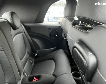 Мини John Cooper Works, объемом двигателя 1.9 л и пробегом 5 тыс. км за 41741 $, фото 2 на Automoto.ua