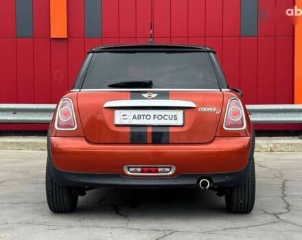 Мини John Cooper Works, объемом двигателя 2.45 л и пробегом 107 тыс. км за 7990 $, фото 6 на Automoto.ua