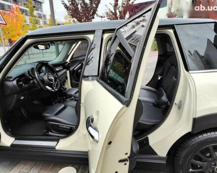 Мини John Cooper Works, объемом двигателя 2 л и пробегом 138 тыс. км за 16490 $, фото 6 на Automoto.ua