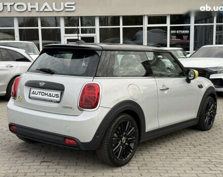 Мини John Cooper Works, объемом двигателя 2.45 л и пробегом 28 тыс. км за 15900 $, фото 5 на Automoto.ua