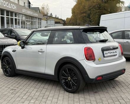 Мини John Cooper Works, объемом двигателя 2.45 л и пробегом 28 тыс. км за 15900 $, фото 7 на Automoto.ua