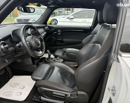 Мини John Cooper Works, объемом двигателя 2.45 л и пробегом 28 тыс. км за 15900 $, фото 8 на Automoto.ua
