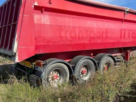 МОЛ К85Ф 2006 в Киеве на Automoto.ua Красный МОЛ К85Ф, объемом двигателя 0 л и пробегом 0 тыс. км за 14000 $, фото 1 на Automoto.ua