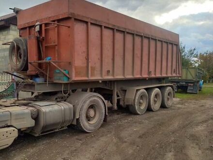 МОЛ ST 1979 в Гниване на Automoto.ua Красный МОЛ ST, объемом двигателя 0 л и пробегом 300 тыс. км за 4999 $, фото 1 на Automoto.ua