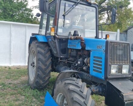 Синий МТЗ 892 Беларус, объемом двигателя 0.5 л и пробегом 40 тыс. км за 11500 $, фото 3 на Automoto.ua