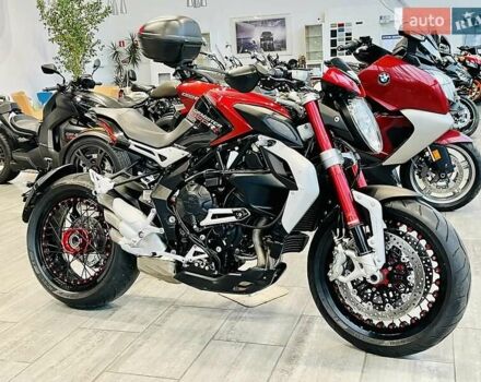 Красный МВ Агуста Брутале, объемом двигателя 0.8 л и пробегом 10 тыс. км за 10500 $, фото 2 на Automoto.ua