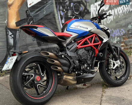 МВ Агуста Брутале, объемом двигателя 0 л и пробегом 15 тыс. км за 13500 $, фото 3 на Automoto.ua