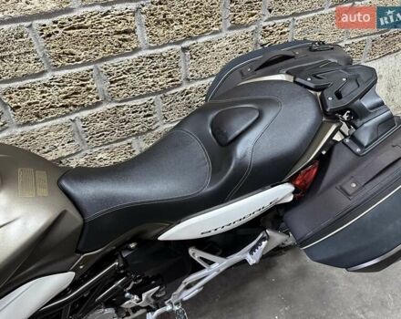 МВ Агуста Stradale 800, объемом двигателя 0 л и пробегом 5 тыс. км за 7800 $, фото 6 на Automoto.ua