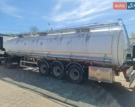 Магиар SR34E 2000 в Виннице на Automoto.ua Серый Магиар SR34E, объемом двигателя 0 л и пробегом 120 тыс. км за 36000 $, фото 24 на Automoto.ua