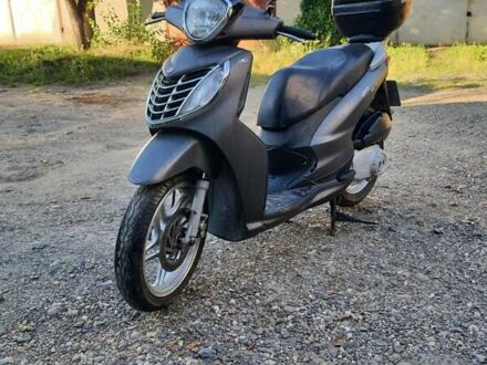 Серый Малагути Центро, объемом двигателя 0.16 л и пробегом 36 тыс. км за 1100 $, фото 1 на Automoto.ua