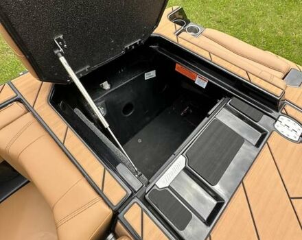 Малібу Wakesetter, об'ємом двигуна 6.2 л та пробігом 0 тис. км за 255120 $, фото 20 на Automoto.ua
