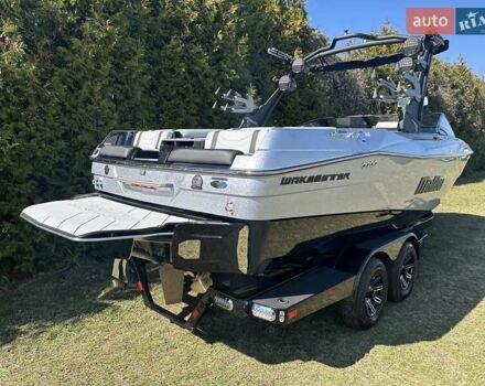 Малибу Wakesetter, объемом двигателя 0 л и пробегом 0 тыс. км за 267990 $, фото 2 на Automoto.ua