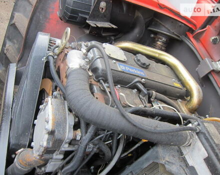 Червоний Маніту 1740, об'ємом двигуна 4.4 л та пробігом 9 тис. км за 29999 $, фото 9 на Automoto.ua
