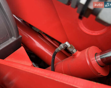 Красный Маниту MLT 735-120 LSU, объемом двигателя 4.5 л и пробегом 0 тыс. км за 45978 $, фото 26 на Automoto.ua