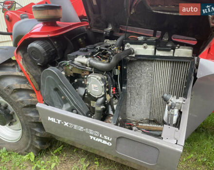 Червоний Маніту MLT 735-120 LSU, об'ємом двигуна 4.4 л та пробігом 12 тис. км за 59000 $, фото 15 на Automoto.ua