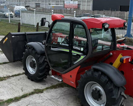 Красный Маниту MLT 741-120 LSU, объемом двигателя 3.6 л и пробегом 5 тыс. км за 73862 $, фото 8 на Automoto.ua