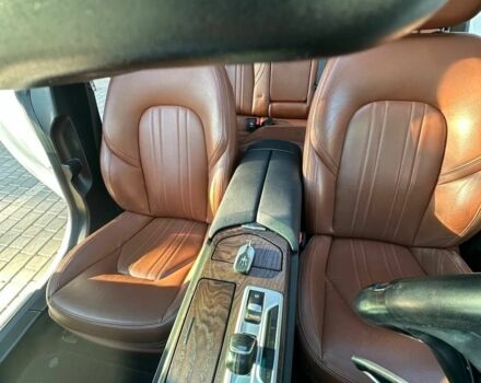 Белый Мазерати Гибли, объемом двигателя 3 л и пробегом 119 тыс. км за 20900 $, фото 4 на Automoto.ua