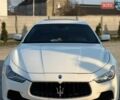 Білий Мазераті Ghibli, об'ємом двигуна 2.98 л та пробігом 74 тис. км за 22000 $, фото 1 на Automoto.ua