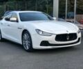 Белый Мазерати Гибли, объемом двигателя 3 л и пробегом 53 тыс. км за 39500 $, фото 1 на Automoto.ua