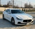Белый Мазерати Гибли, объемом двигателя 2.98 л и пробегом 74 тыс. км за 22000 $, фото 1 на Automoto.ua