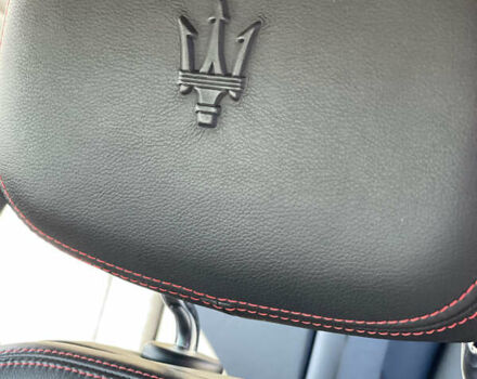 Белый Мазерати Гибли, объемом двигателя 2.98 л и пробегом 94 тыс. км за 15500 $, фото 17 на Automoto.ua