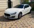 Белый Мазерати Гибли, объемом двигателя 2.98 л и пробегом 128 тыс. км за 29999 $, фото 1 на Automoto.ua