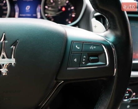 Белый Мазерати Гибли, объемом двигателя 3 л и пробегом 80 тыс. км за 26700 $, фото 23 на Automoto.ua