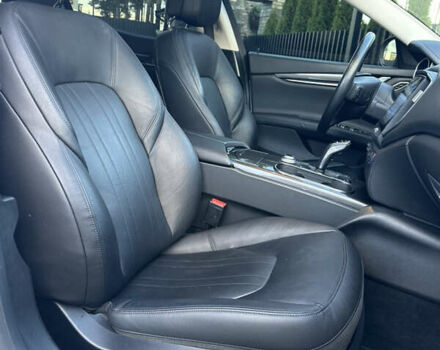 Белый Мазерати Гибли, объемом двигателя 2.98 л и пробегом 38 тыс. км за 39999 $, фото 33 на Automoto.ua