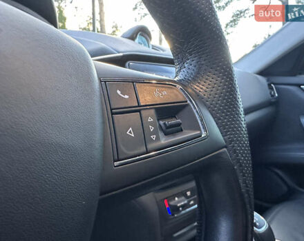 Белый Мазерати Гибли, объемом двигателя 2.98 л и пробегом 38 тыс. км за 39999 $, фото 41 на Automoto.ua