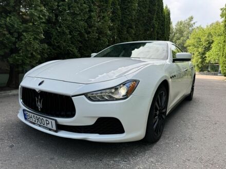Мазерати Гибли 2014 в Ровно на Automoto.ua Белый Мазерати Гибли, объемом двигателя 3 л и пробегом 108 тыс. км за 21300 $, фото 1 на Automoto.ua