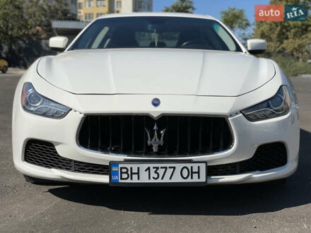 Мазераті Ghibli 2015 у Одесі на Automoto.ua Білий Мазераті Ghibli, об'ємом двигуна 2.98 л та пробігом 94 тис. км за 18000 $, фото 1 на Automoto.ua