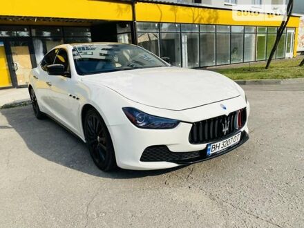 Мазерати Гибли 2015 в Харькове на Automoto.ua Белый Мазерати Гибли, объемом двигателя 2.98 л и пробегом 71 тыс. км за 21000 $, фото 1 на Automoto.ua
