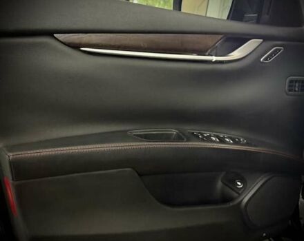 Черный Мазерати Гибли, объемом двигателя 2.98 л и пробегом 91 тыс. км за 24950 $, фото 13 на Automoto.ua