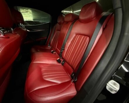 Черный Мазерати Гибли, объемом двигателя 3 л и пробегом 146 тыс. км за 25900 $, фото 7 на Automoto.ua