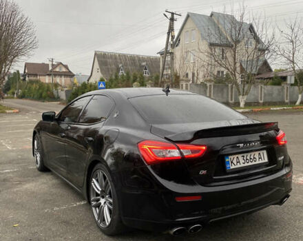 Чорний Мазераті Ghibli, об'ємом двигуна 2.98 л та пробігом 106 тис. км за 19500 $, фото 6 на Automoto.ua