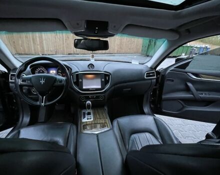 Черный Мазерати Гибли, объемом двигателя 3 л и пробегом 73 тыс. км за 332 $, фото 10 на Automoto.ua