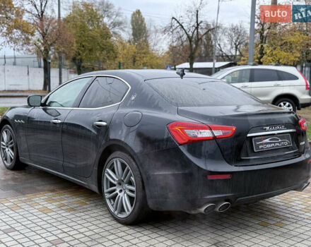 Мазерати Гибли 2014 в Киеве на Automoto.ua Черный Мазерати Гибли, объемом двигателя 3 л и пробегом 125 тыс. км за 15500 $, фото 6 на Automoto.ua